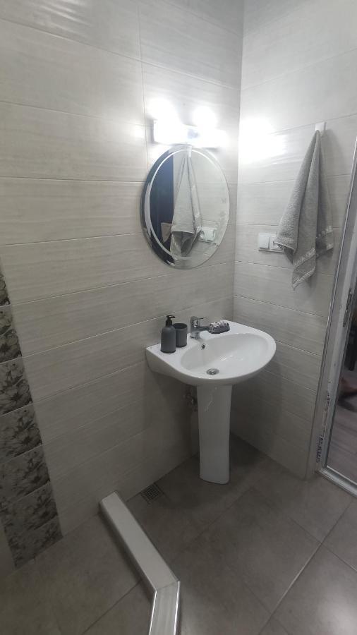 Home Apartments Батуми Экстерьер фото